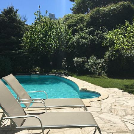 Gite Les Volets Bleus Venelles Dış mekan fotoğraf